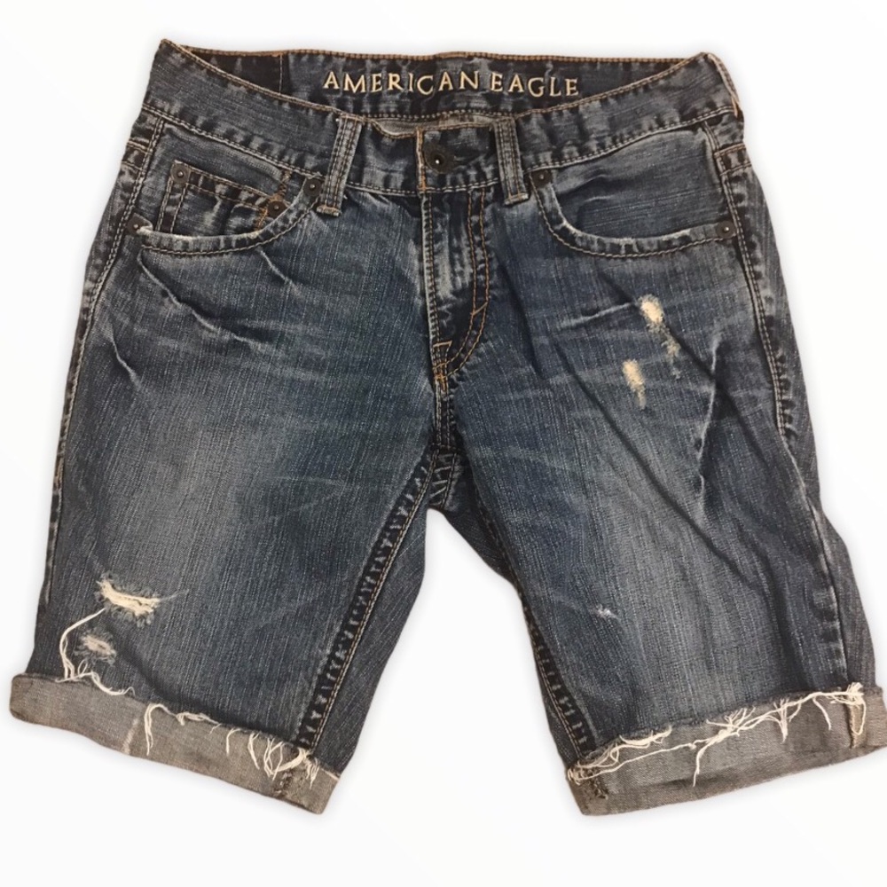 American Eagle Cut-off Cuffed Raw-hem Shorts. Sz30